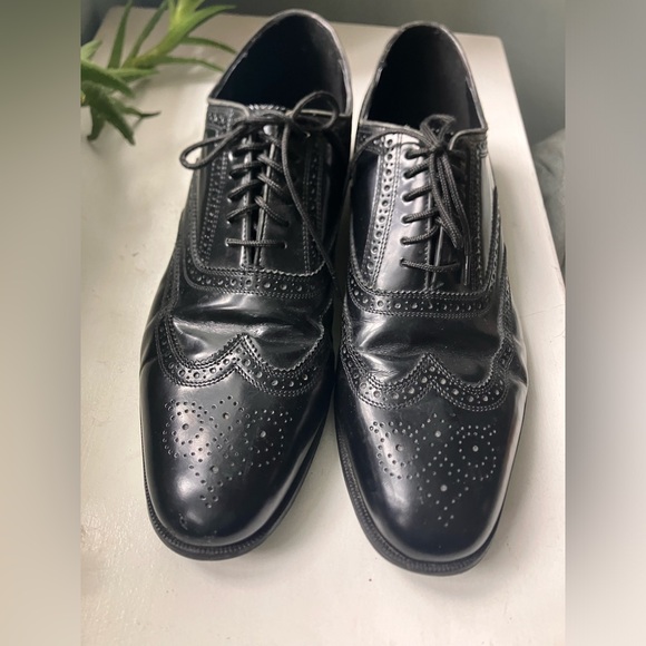 Florsheim Other - Florsheim Lexington Wingtip Oxford Black Leather size 13 Men’s